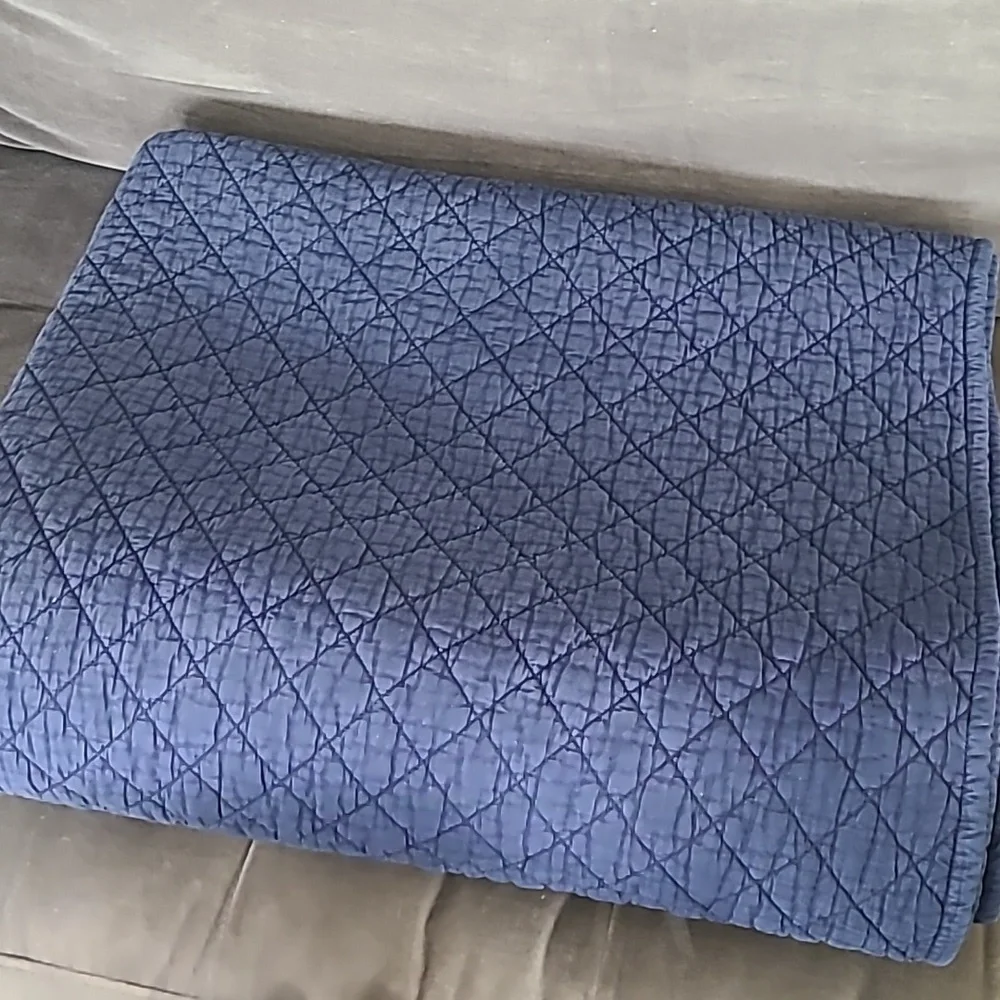 Restoration Hardware Baby & Child Vintage Washed Diamond-Stitched Quilt